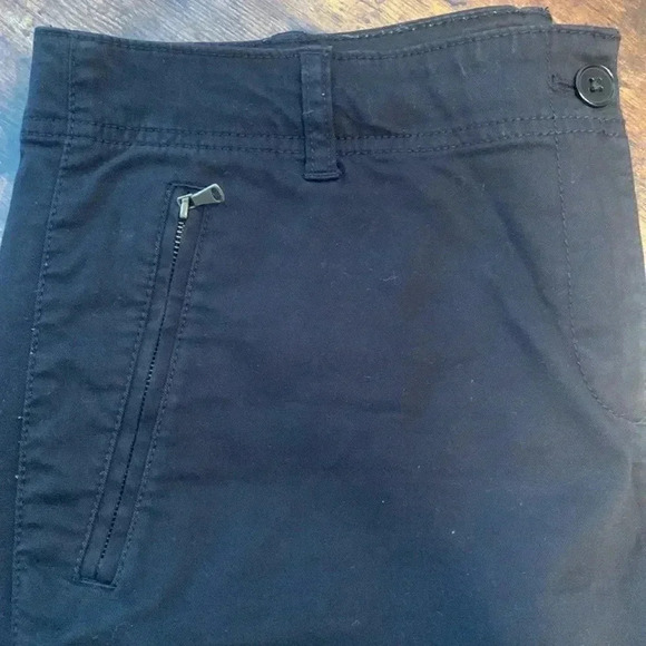 Talbots black woman’s pants - Picture 3 of 7